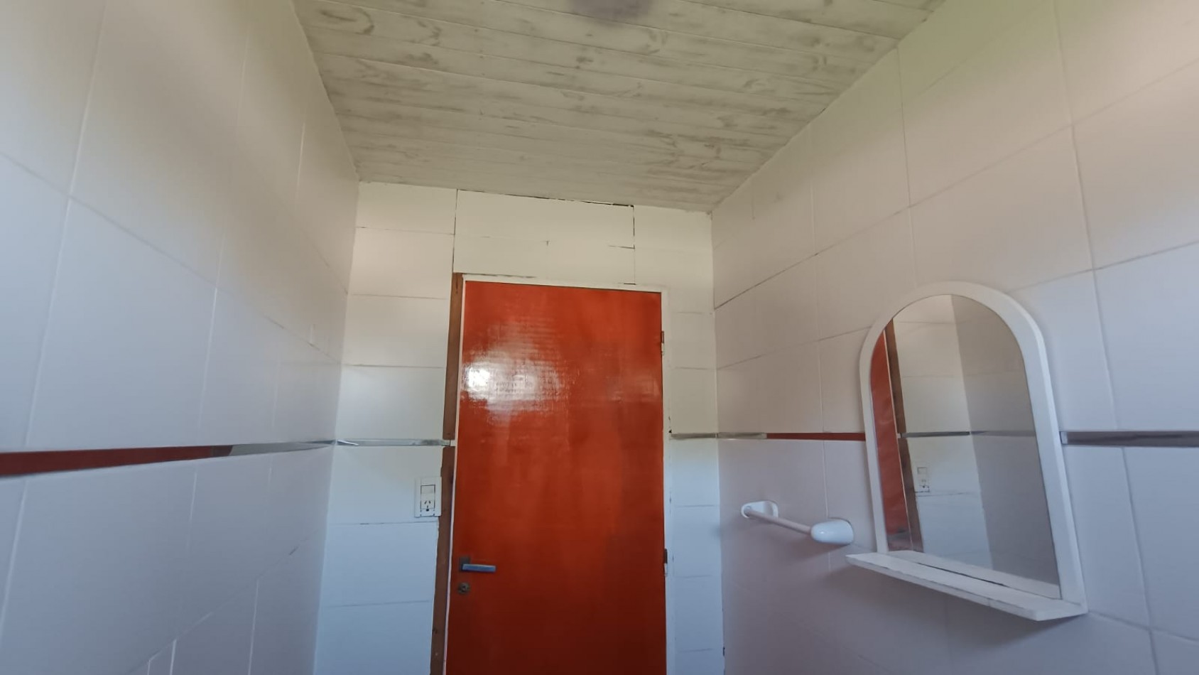 Posibilidad Uso Comercial - Esquina Bv. America y El Algarrobo - Sin garantia propietaria