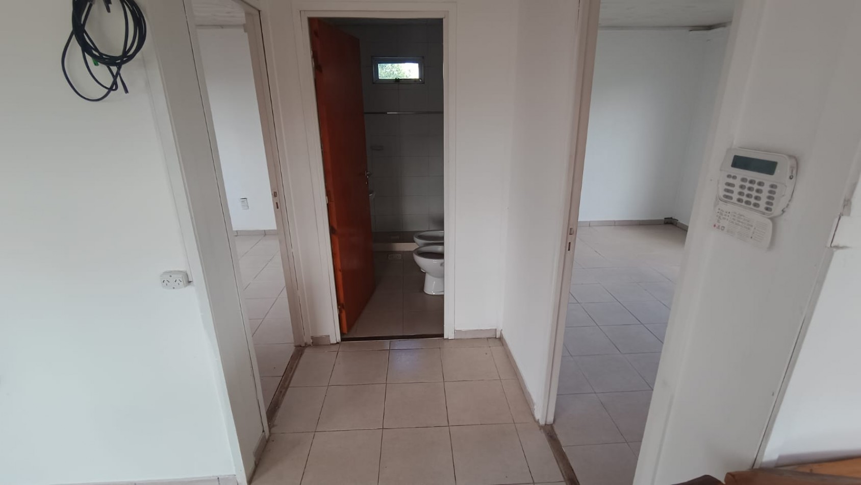 Posibilidad Uso Comercial - Esquina Bv. America y El Algarrobo - Sin garantia propietaria