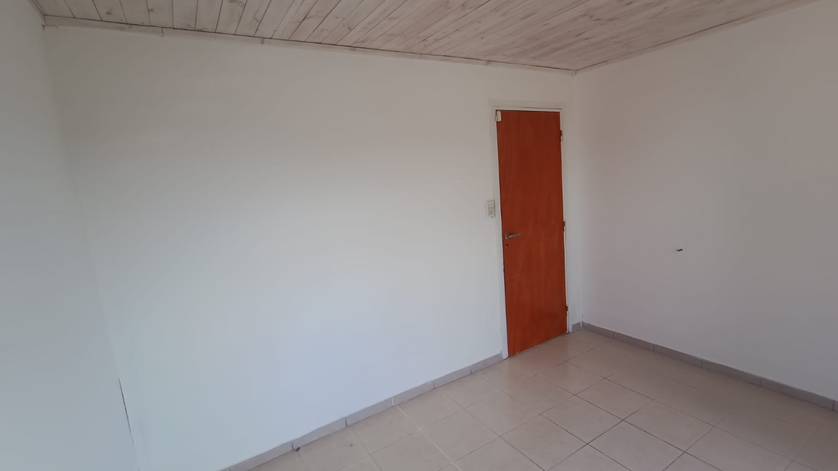 Posibilidad Uso Comercial - Esquina Bv. America y El Algarrobo - Sin garantia propietaria