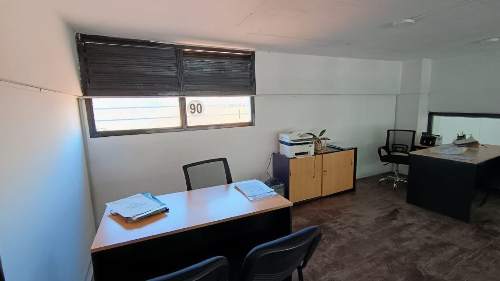  LOCAL COMERCIAL EN ALQUILER - 300 m² - PROVINCIAS UNIDAS - SIN GARANTIA PROPIETARIA