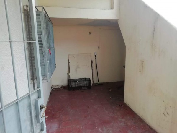 Alquiler casa de dos dormitorios con placares - Amplio patio