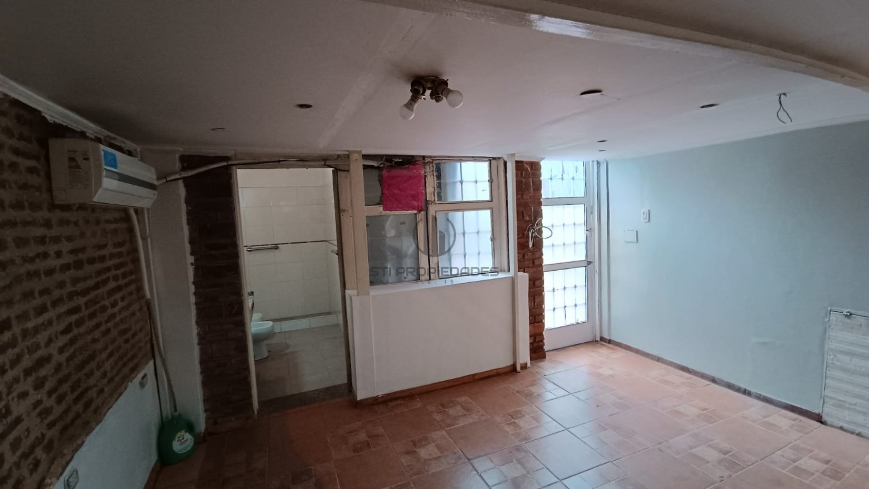 Alquiler de importante local sobre avenida - Barrio Belgrano - Disponible Agosto