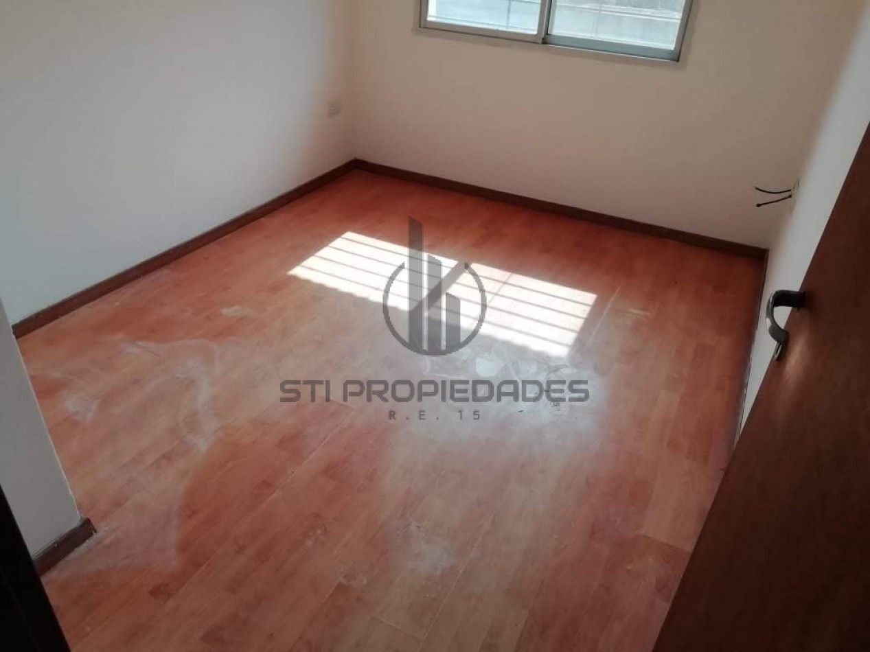 Alquiler de casa en Funes - Dos dormitorios - Cochera