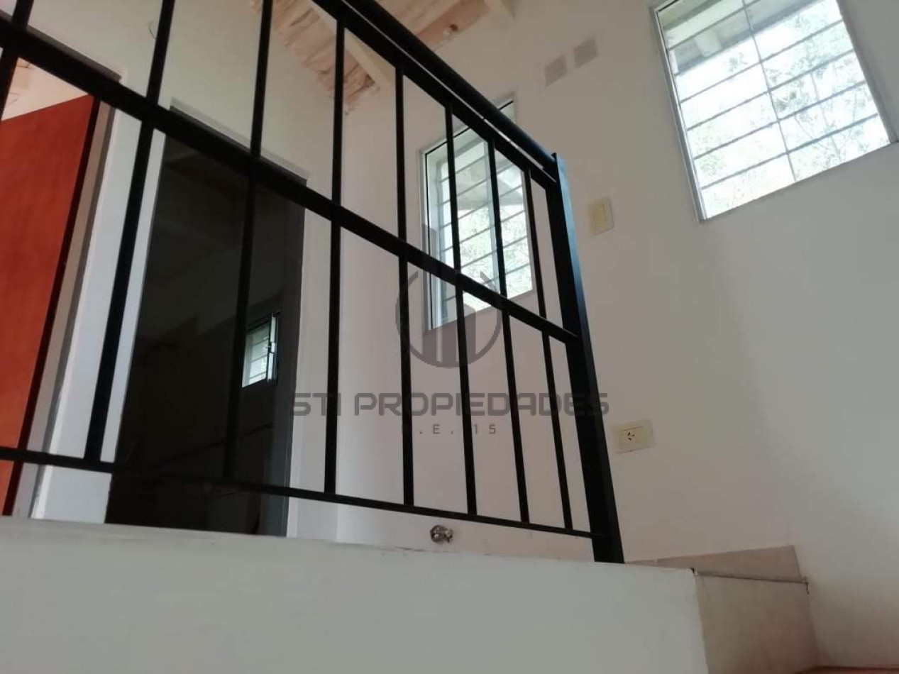 Alquiler de casa en Funes - Dos dormitorios - Cochera