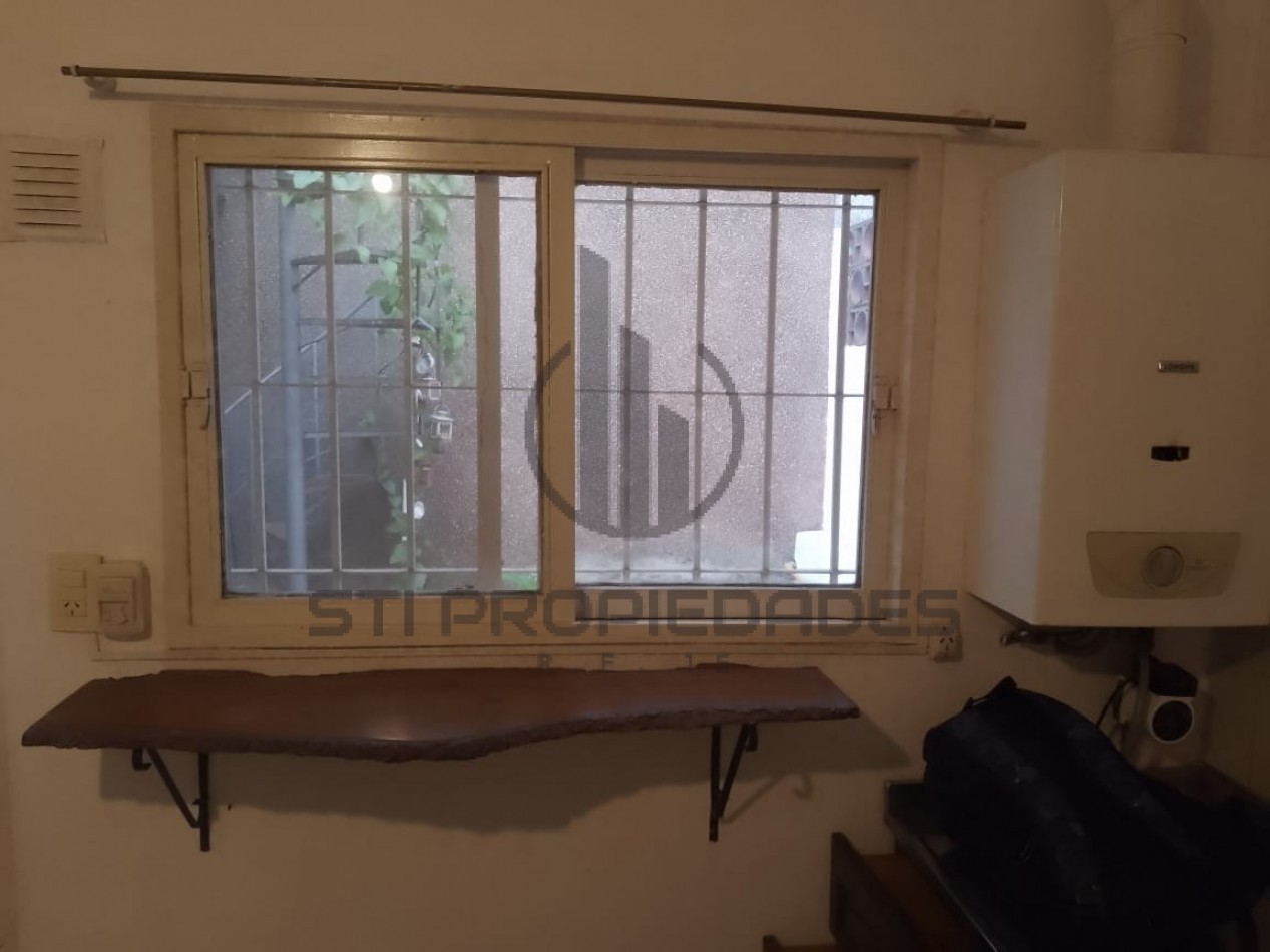 Alquiler casa de pasillo - Patio