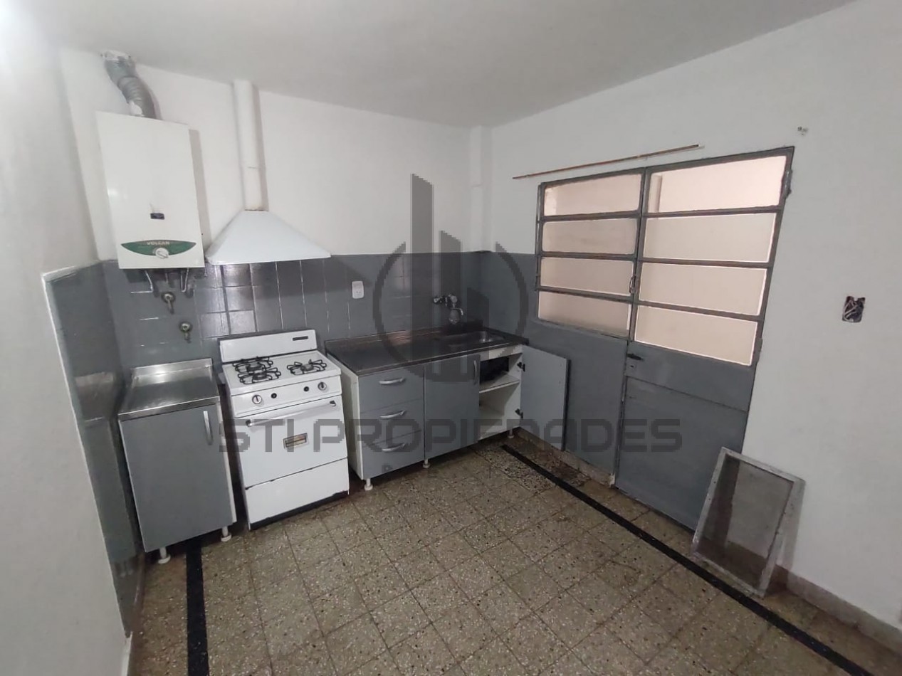 Alquiler casa de un dormitorio - Zona oeste