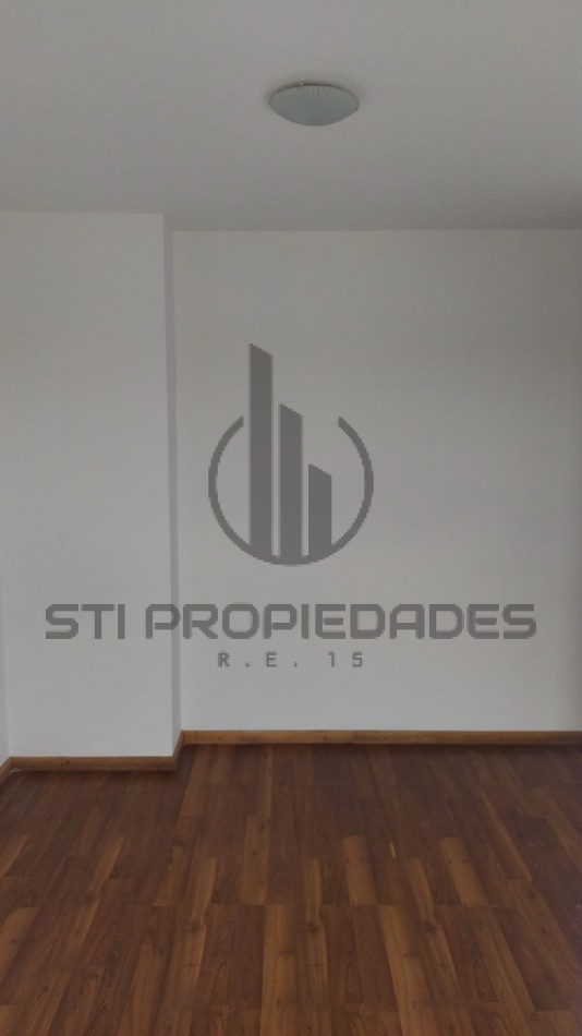 Departamento en alquiler - Dos dormitorio - Cochera