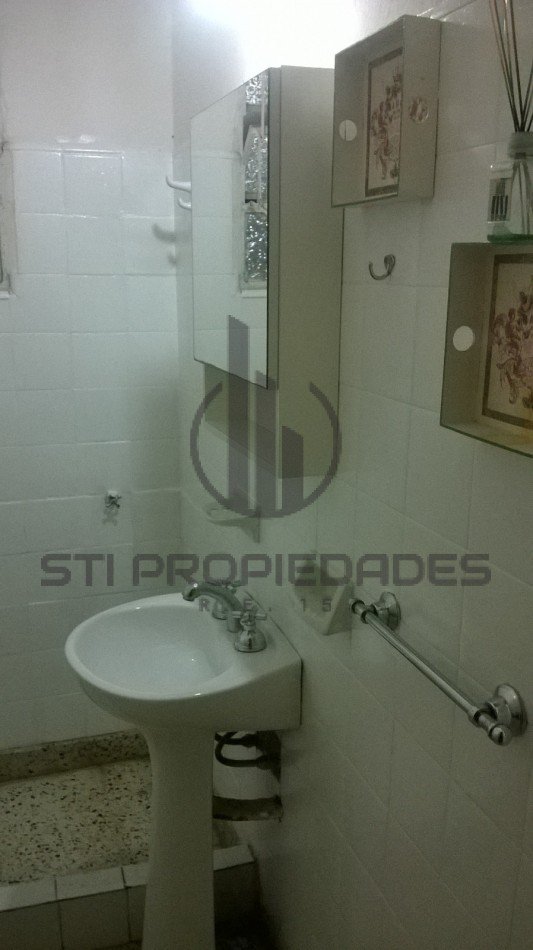 Venta casa de dos dormitorios en Funes