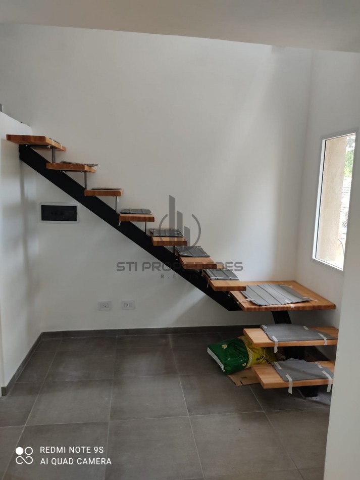 Duplex en venta Funes - Diseño moderno. Muy lindo