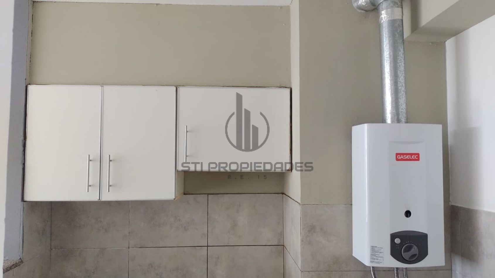 Departamento en alquiler - Dos dormitorio - Cochera