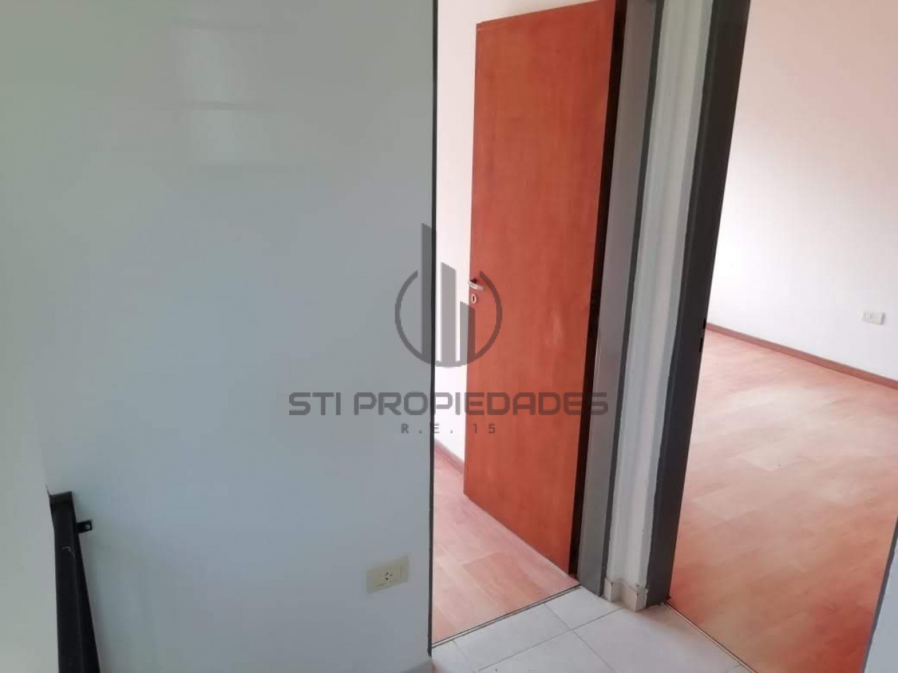 Alquiler de casa en Funes - Dos dormitorios - Cochera