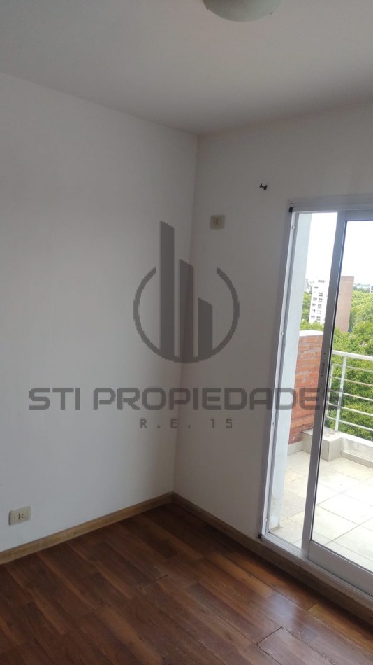Departamento en alquiler - Dos dormitorio - Cochera
