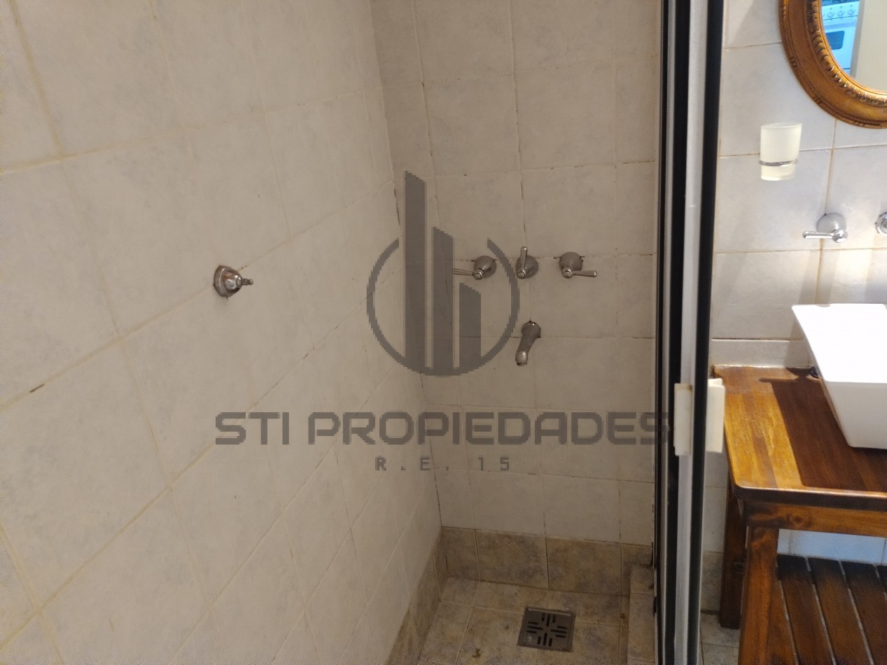 Alquiler casa de pasillo - Patio