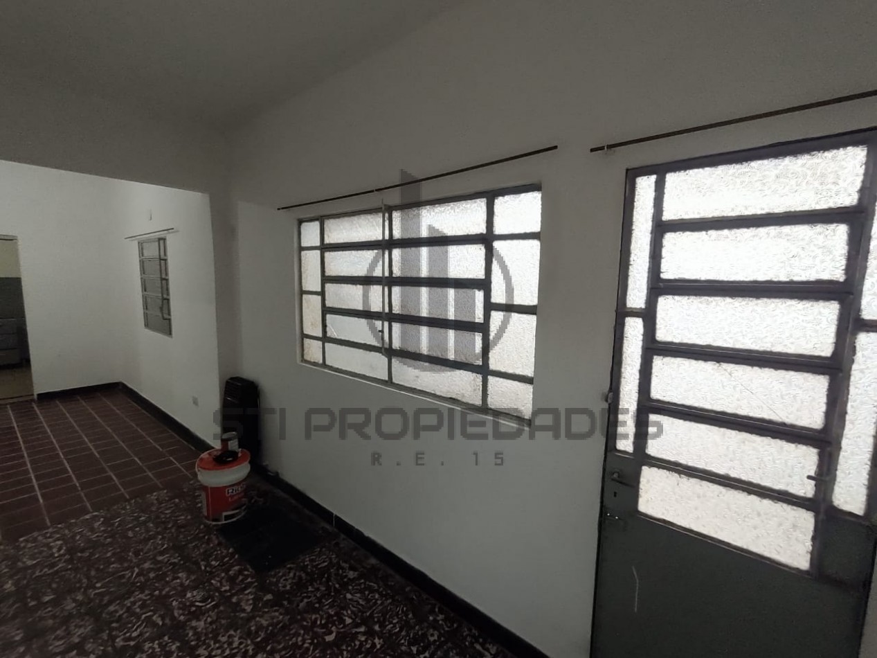 Alquiler casa de un dormitorio - Zona oeste
