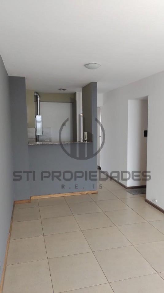 Departamento en alquiler - Dos dormitorio - Cochera