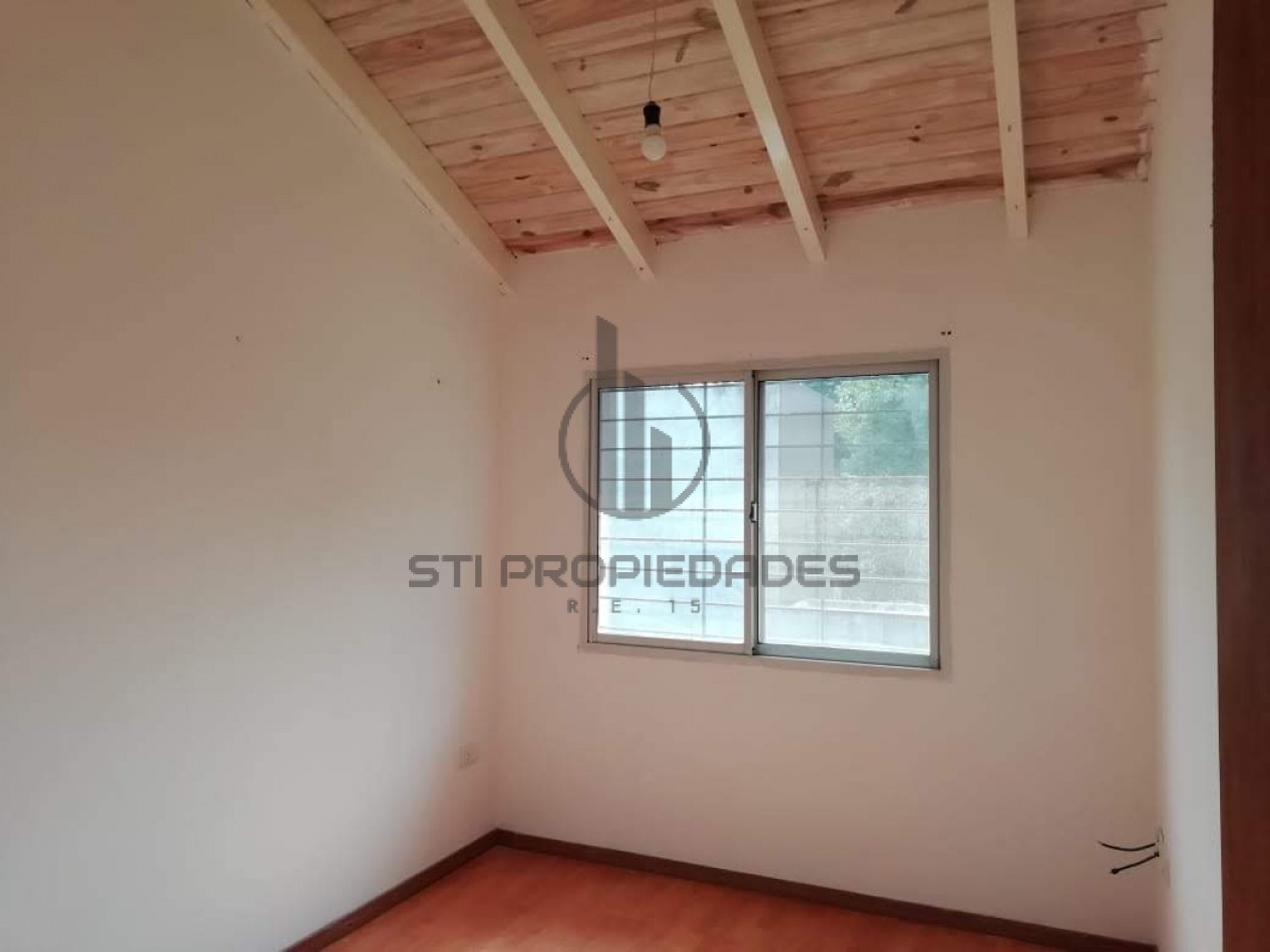 Alquiler de casa en Funes - Dos dormitorios - Cochera