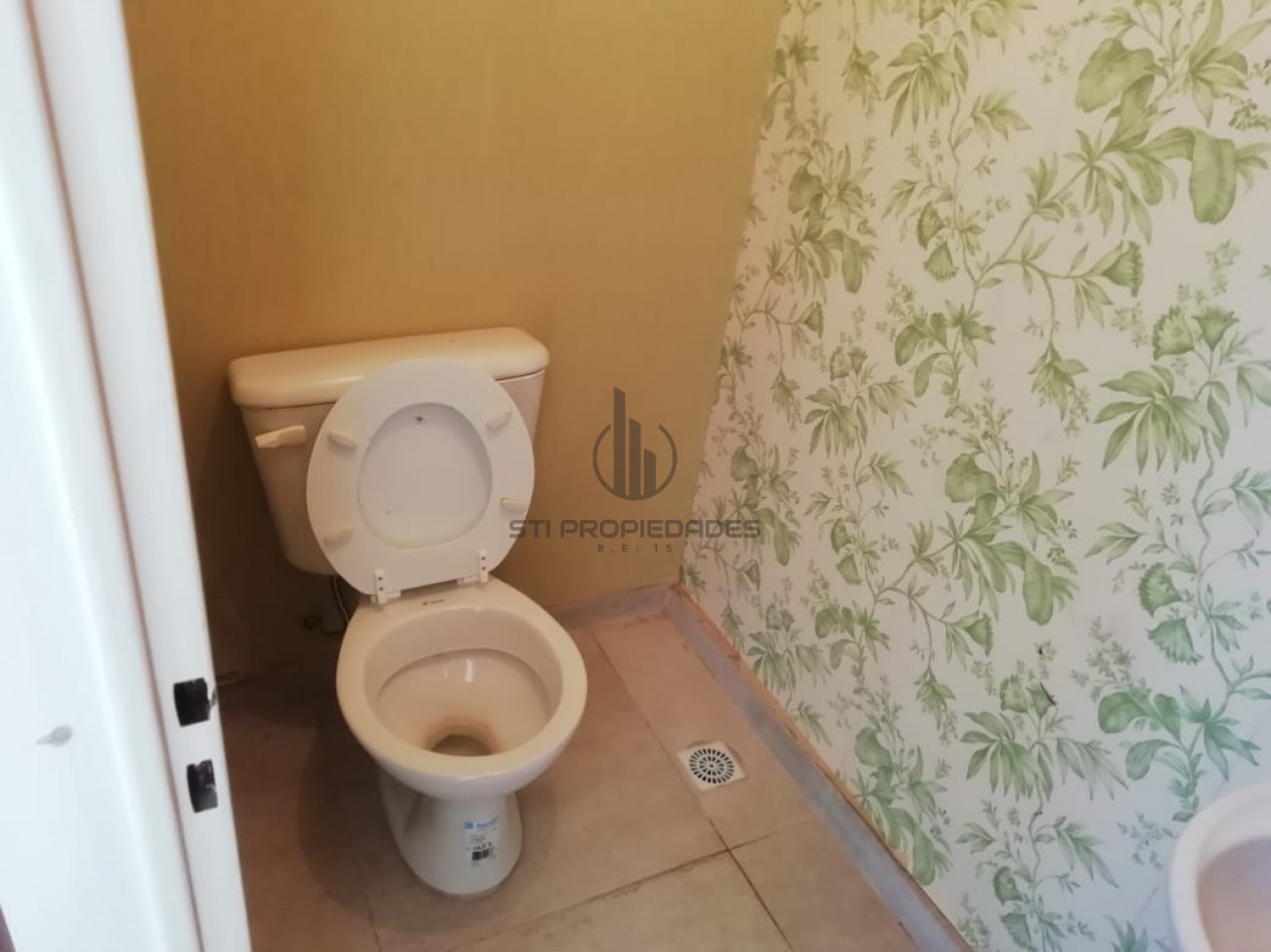 Vendo duplex de dos dormitorios con cochera