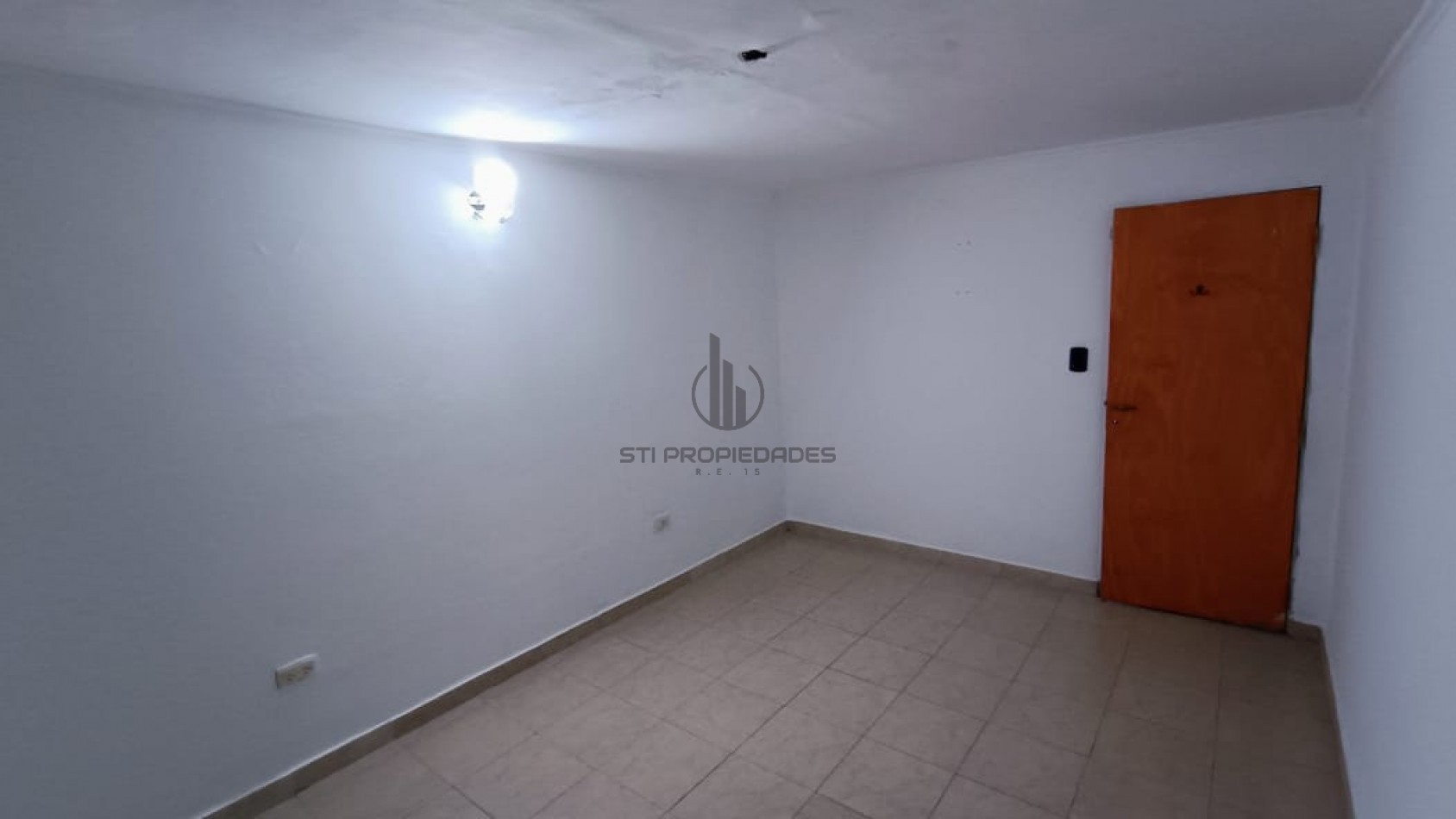 Alquiler de casa planta alta - dos dormiotorios