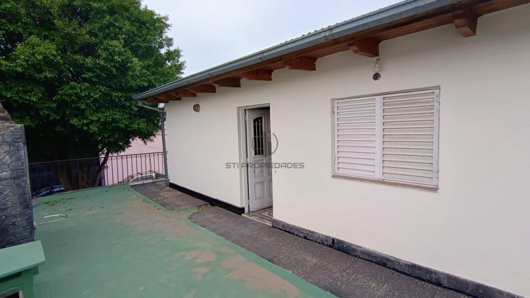 Alquiler de casa planta alta - dos dormiotorios