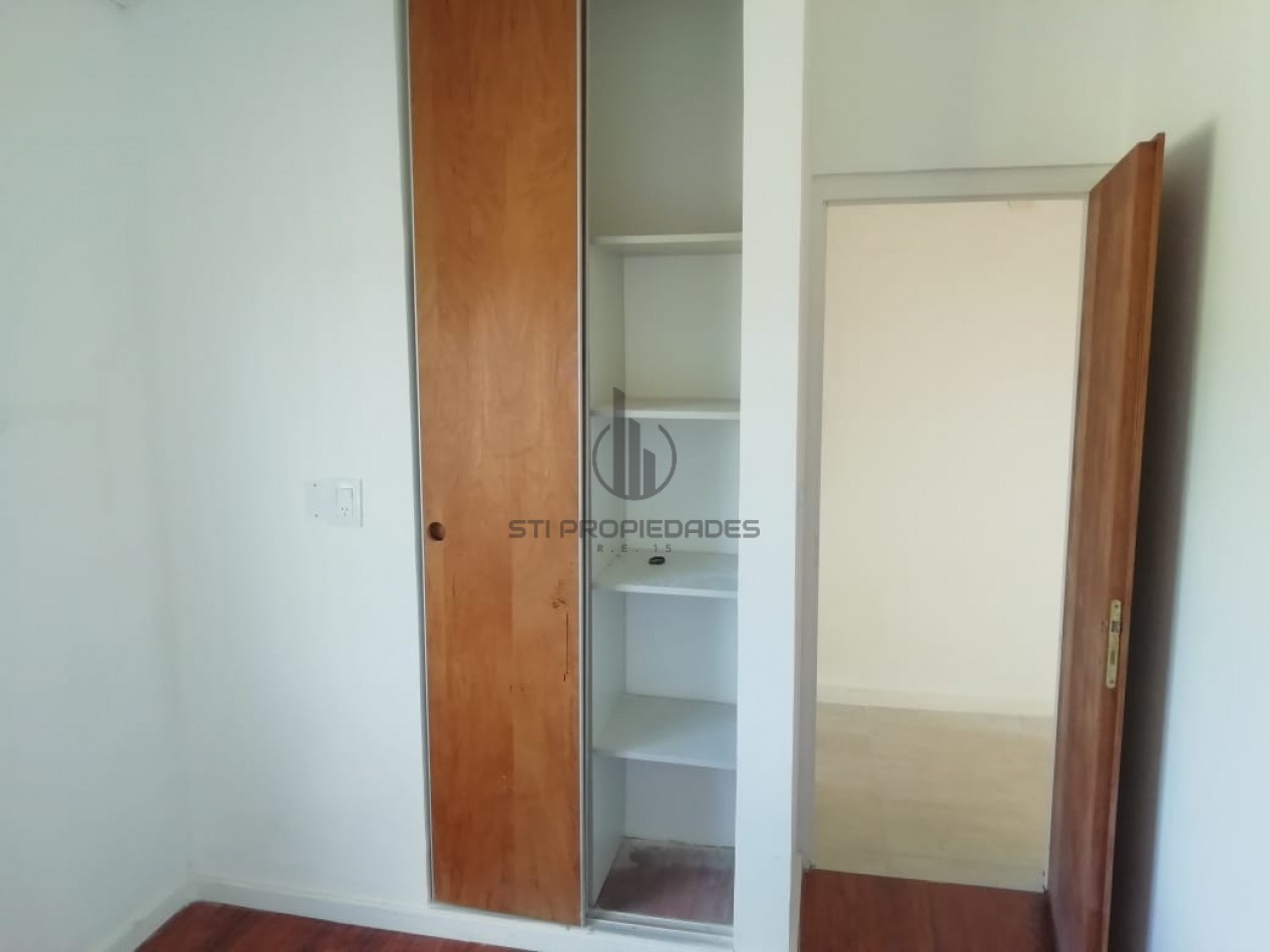 Vendo duplex de dos dormitorios con cochera