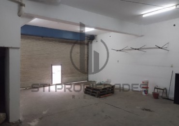 Alquiler de galpon en barrio Azcuenaga